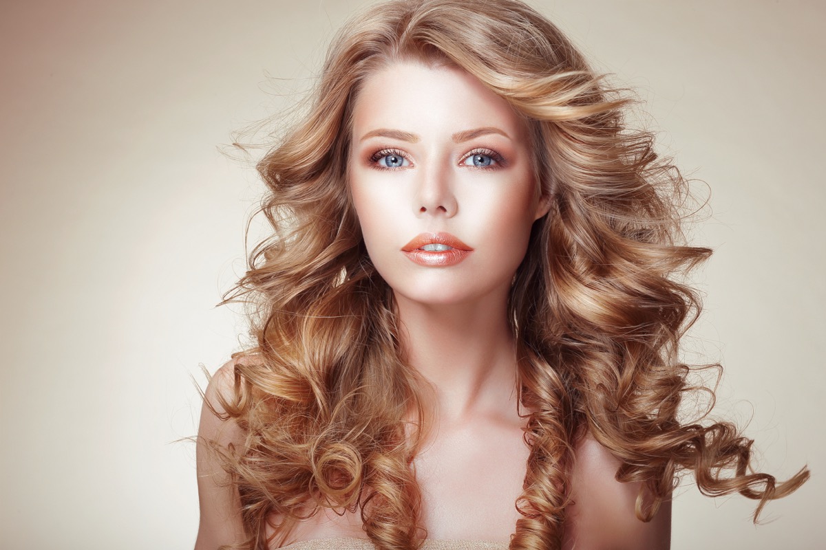crescere i capelli