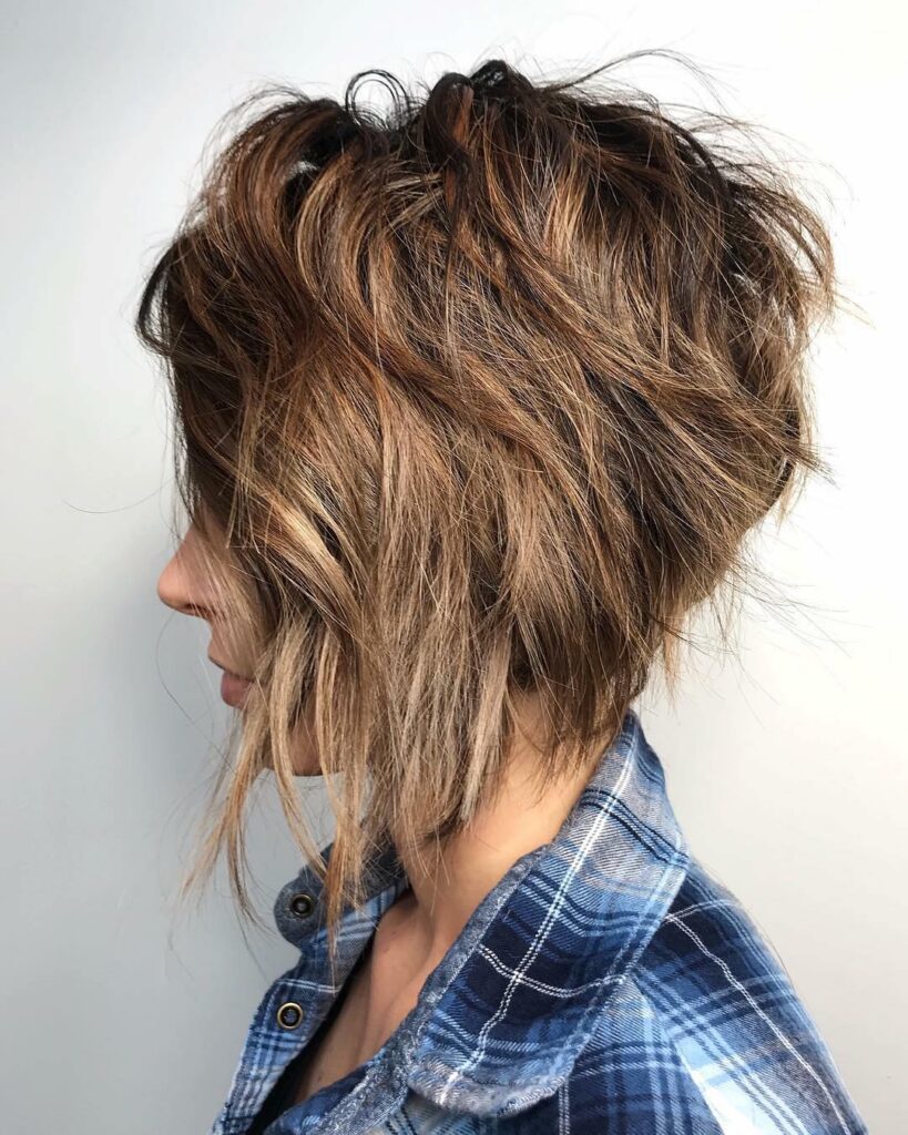 Capelli scalati: tagli e acconciature da condividere!