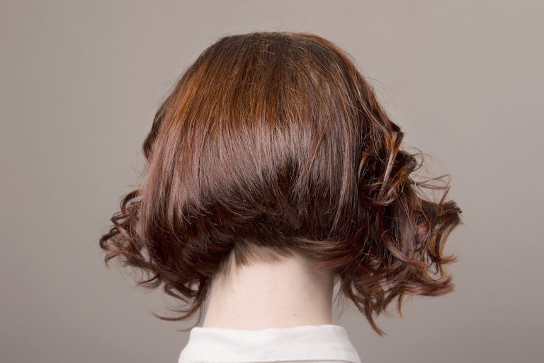 Taglio Di Capelli Con La V Dietro