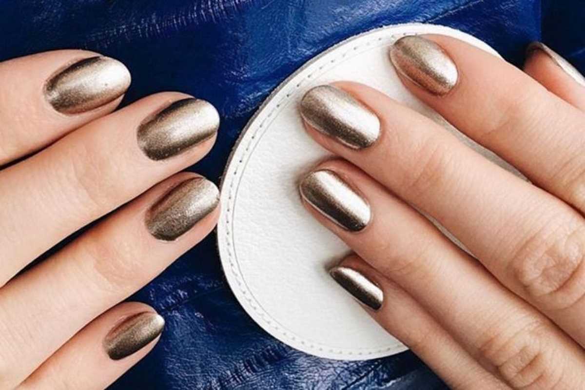Smalto gel metallizzato