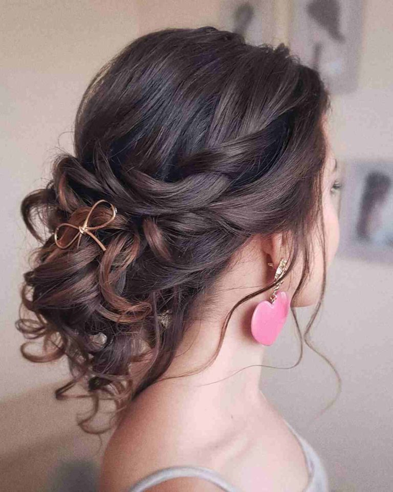 Capelli lunghi: 32 acconciature facili e veloci a cui ispirarvi