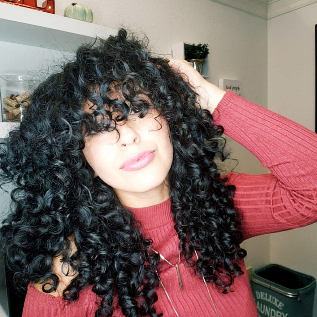 I capelli ricci tornano di moda in questo 2020! - CapelliStyle
