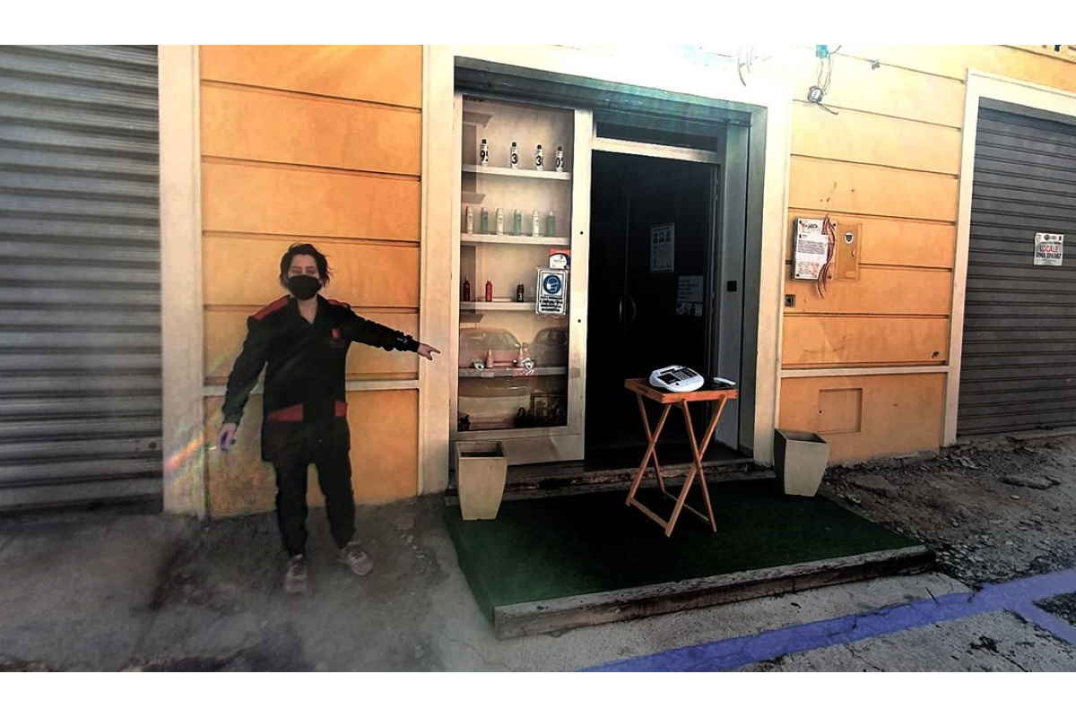 parrucchiera calabrese protesta