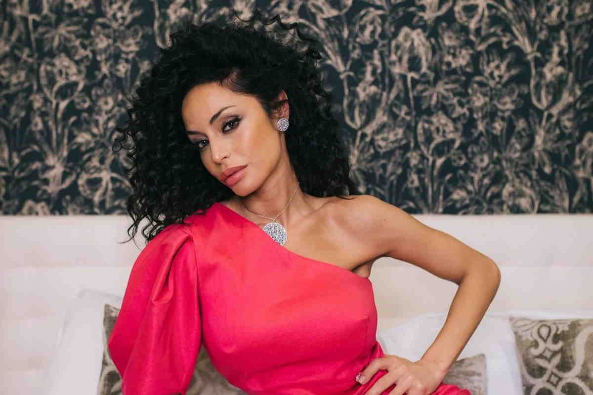 raffaella fico cover