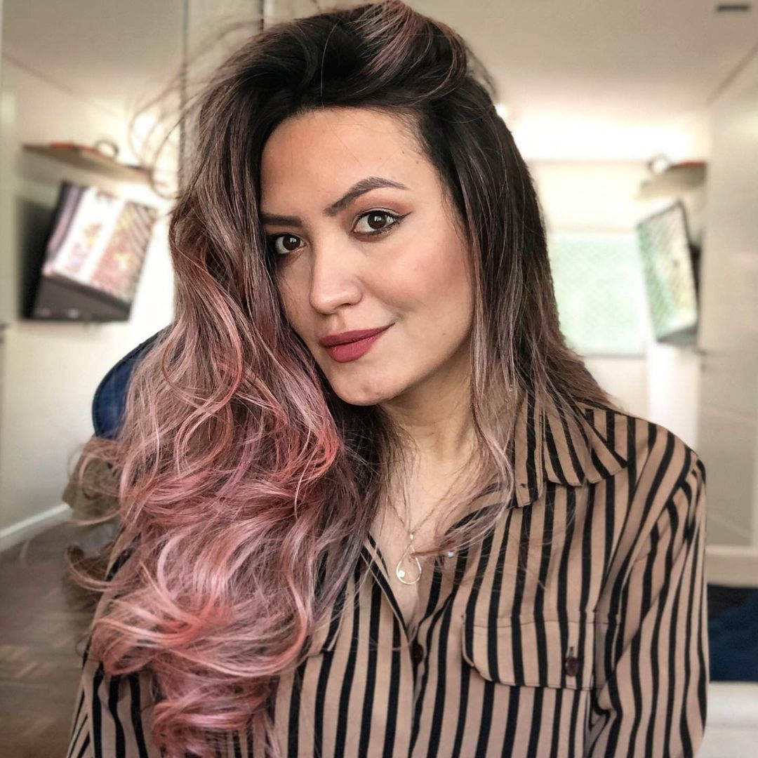 capelli rosa sulle punte