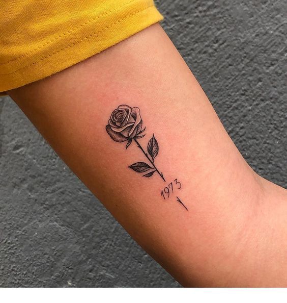 tatuaggio rosa