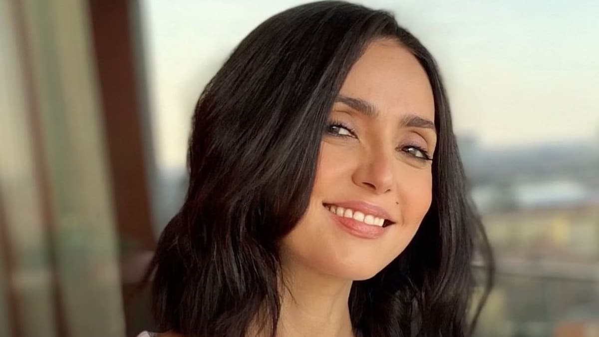 ambra angiolini nuovo look capelli frangia