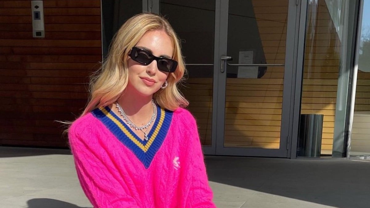 chiara ferragni french manicure glitter