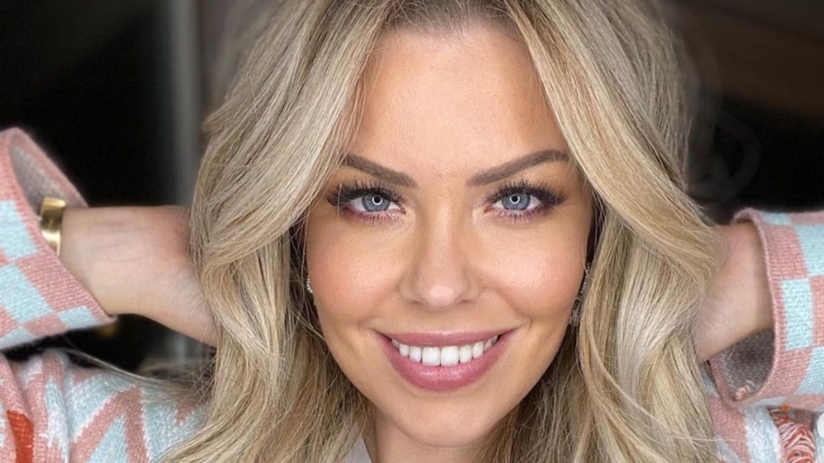 costanza caracciolo capelli nuovo colore