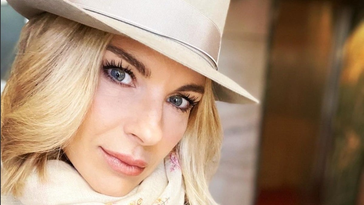 martina colombari look senza trucco