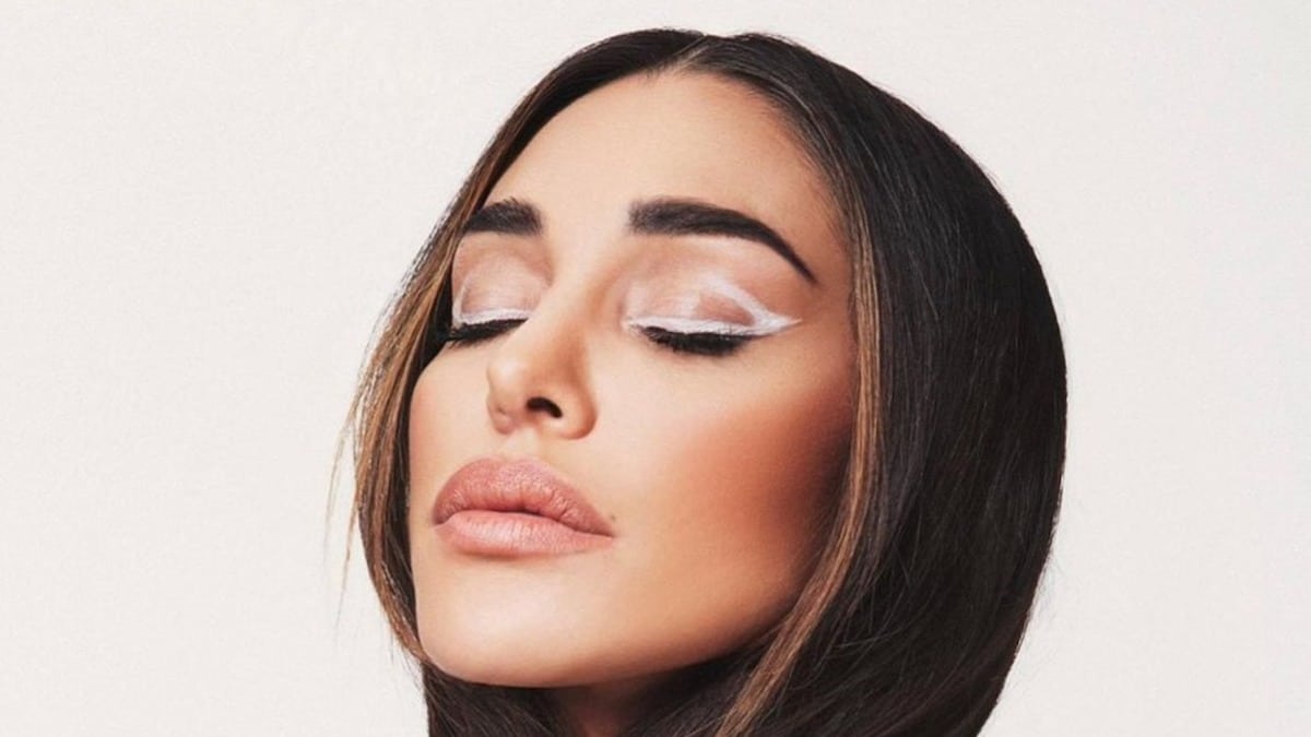 belen rodriguez cambio look natale frangia