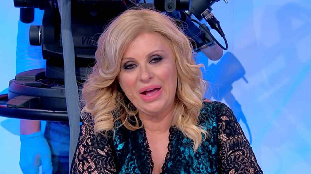 tina cipollari capelli colore bionda