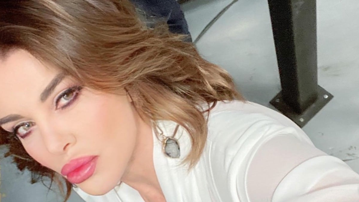 Alba Parietti nuovo look capelli Sanremo 2022 federico fashion style