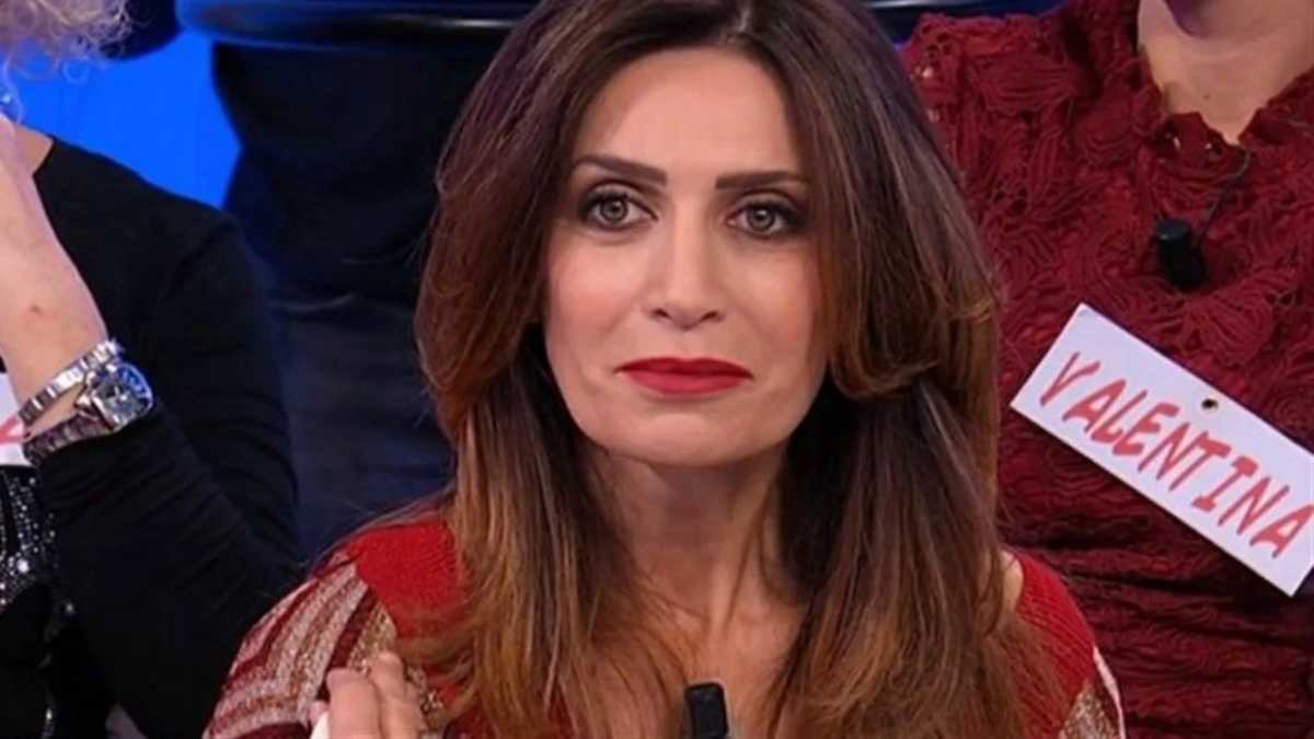 barbara de santi ued nuovo look taglio capelli corti