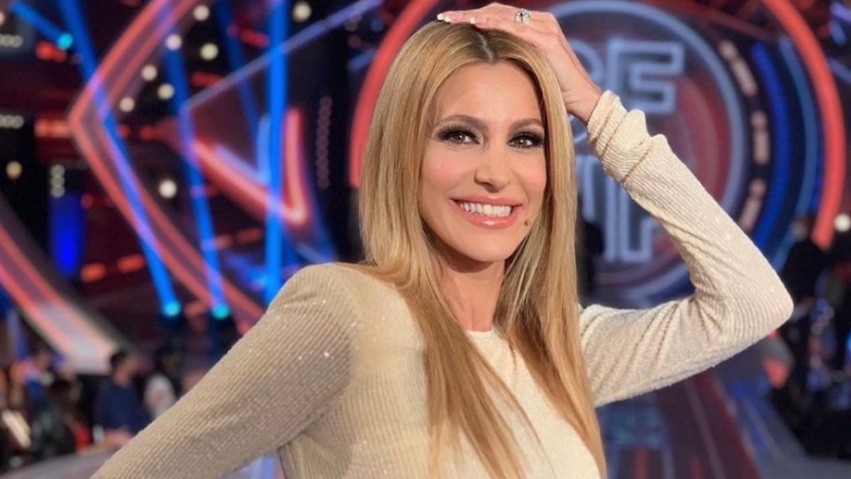 adriana volpe capelli gf vip 6 nuovo look acconciatura