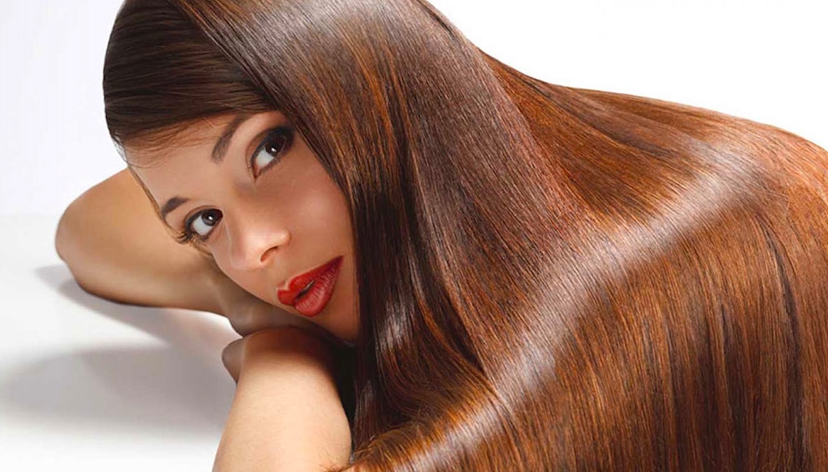 Capelli sani e forti grazie a uno spray: prepararlo sarà semplicissimo