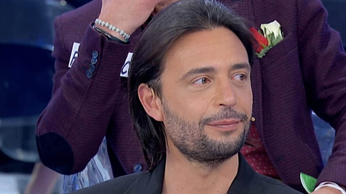 Armando incarnato capelli perché cambia sempre look