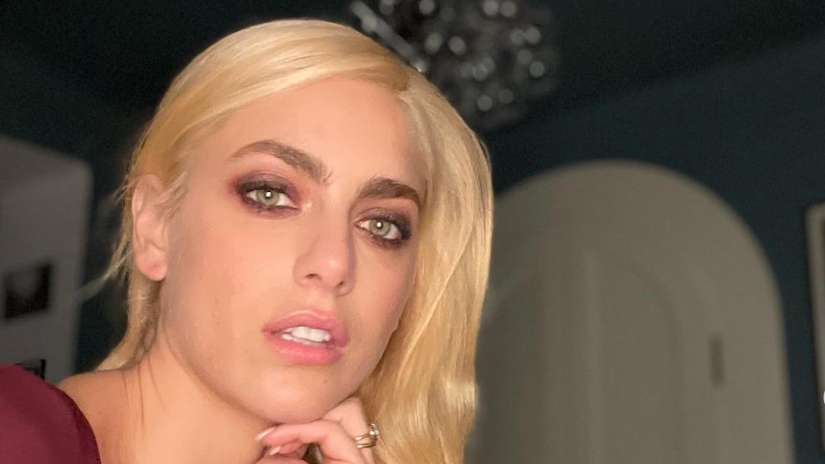 Miriam Leone cambio look capelli rossi