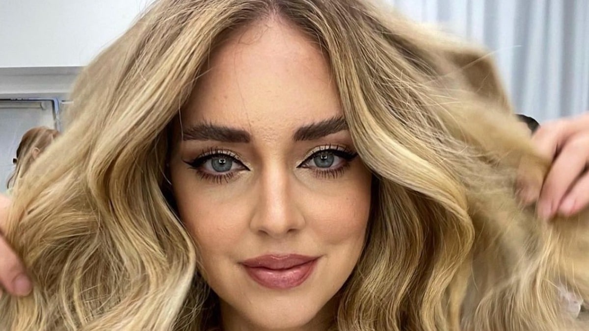chiara ferragni capelli treccine estate 2022