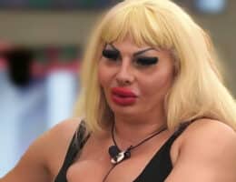 Elenoire ferruzzi gf vip 7 struccata foto al naturale