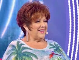 orietta-berti-gf-vip-7-capelli-parrucca