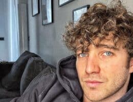 paolo ciavarro nuovo look capelli critiche