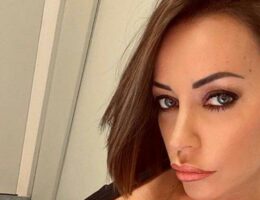 Karina Cascella oggi, nuovo look capelli: colore ed extension