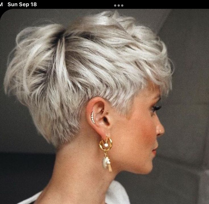 5 segni che i tuoi capelli potrebbero aver bisogno di nutrimento
