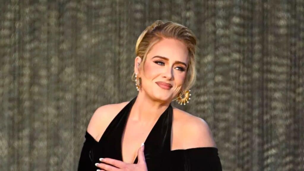 Adele, l'acconciatura è un capolavoro: come farla uguale uguale