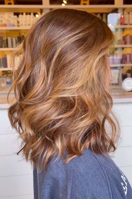 Bronde, il colore furbo per chi vuole schiarire e sembrare naturale