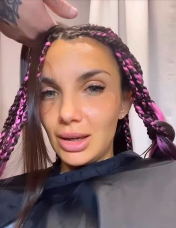 Elettra Lamborghini, che colpo di testa: i capelli più pazzi li ha lei
