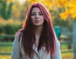 Cherry Cola su capelli lunghi