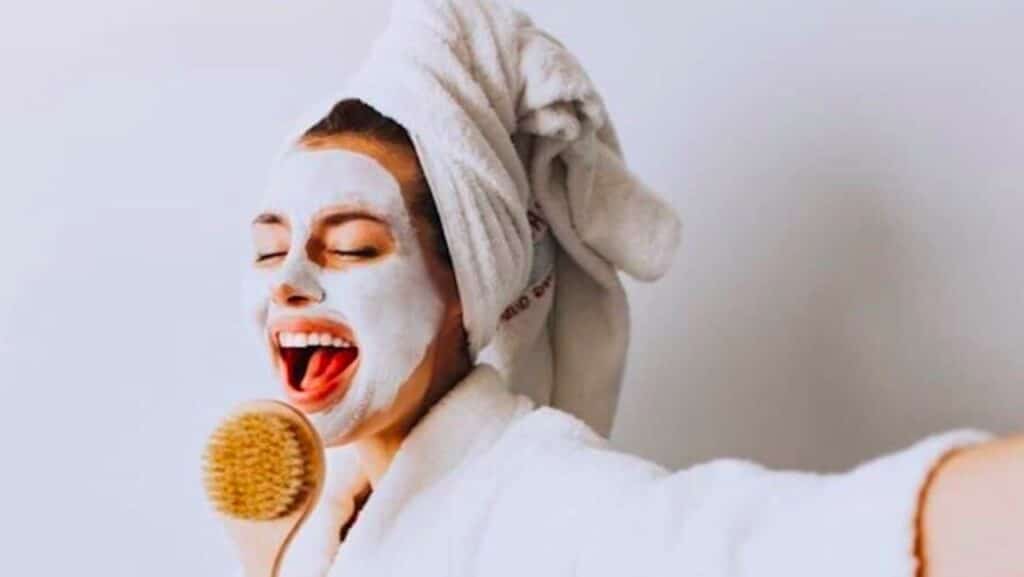 2 Maschere viso fai da te per la primavera: velocissime e irrinunciabili