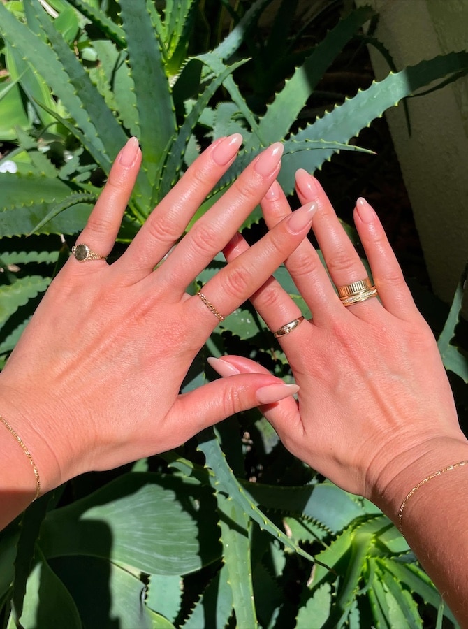 Unghie primavera 2023: le "rich nails" sono tra noi