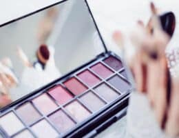 Pink make-up: come realizzarlo