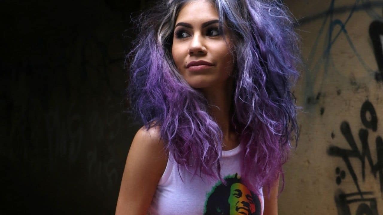 Пурпурный цвет волос. Фиолетовые волосы. Темнофиоолетовые волосы. Фиолетовые волосы как получить. Фиолетовые волосы как получить.