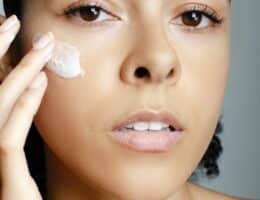 Come scegliere la crema viso antirughe