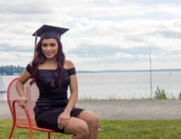 Come acconciare i capelli per la laurea?