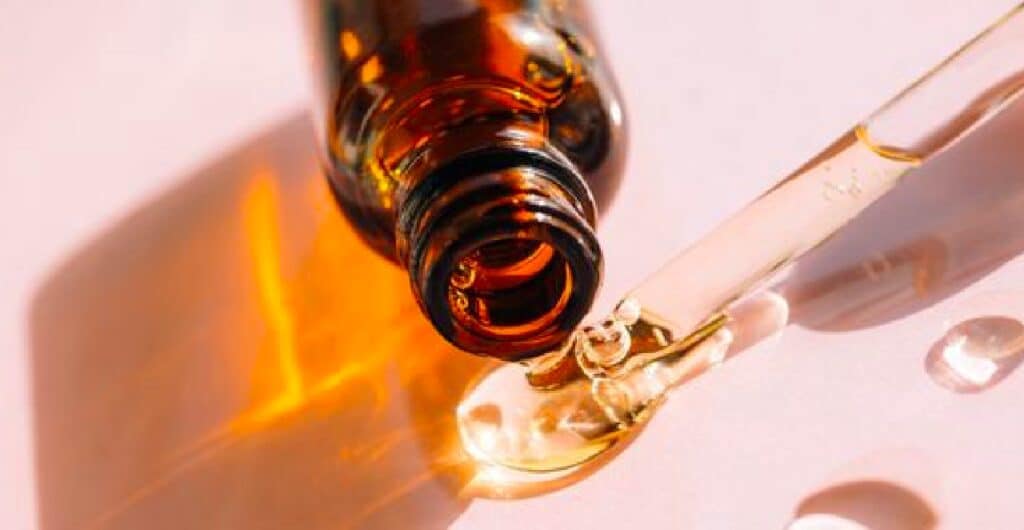 Acido poliglutammico in trend: perché fa bene e come usarlo