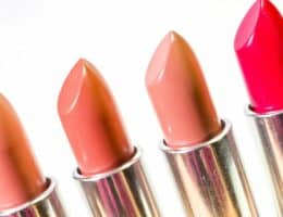 Guida per la scelta del rossetto rosa