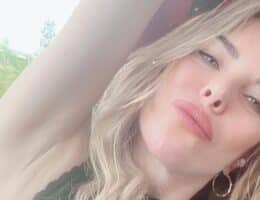 alba parietti capelli irriconoscibile