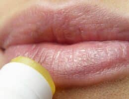 Come proteggere le labbra dal sole