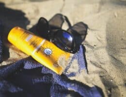 Come proteggere il viso dal sole