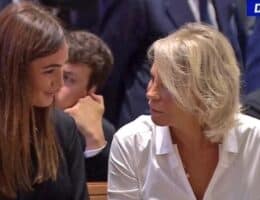 maria de filippi irriconoscibile viso