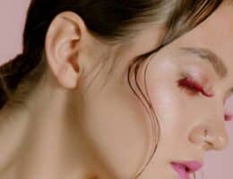 Come scegliere il colore di mascara più adatto