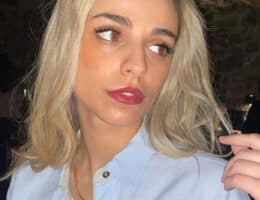 carola carpanelli cambia look