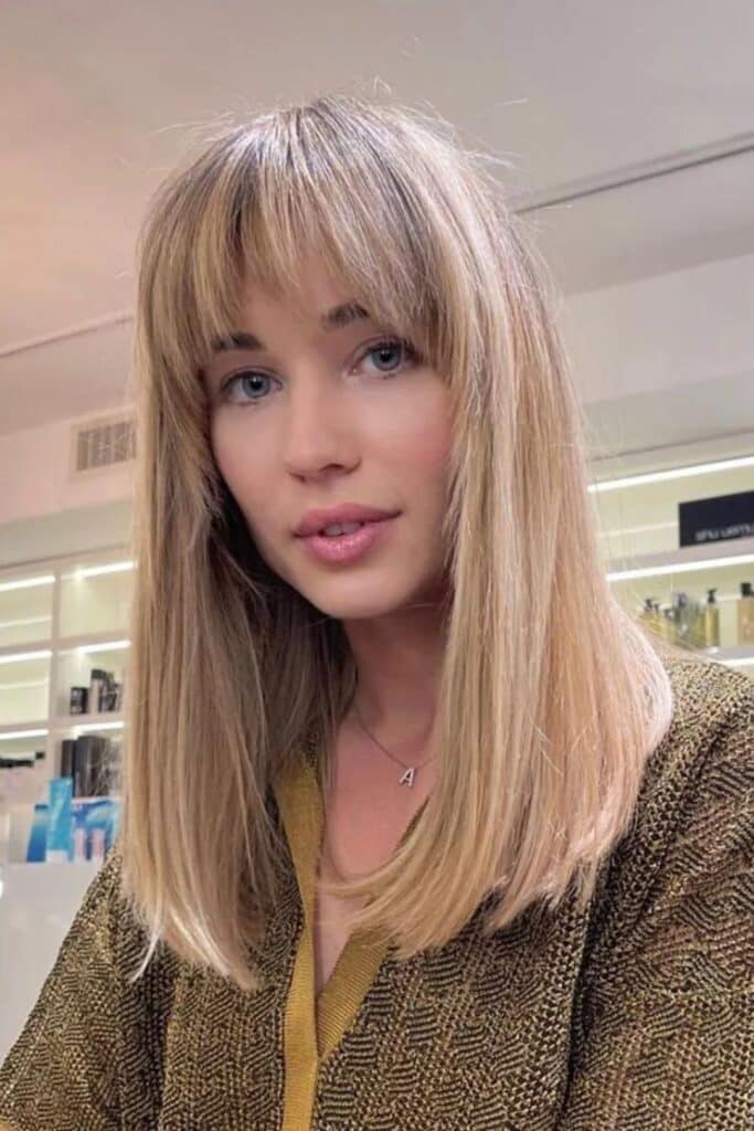 Bardot bangs tendenza capelli 2024