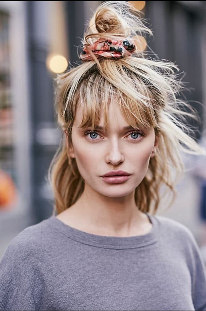 mezza coda scrunchie