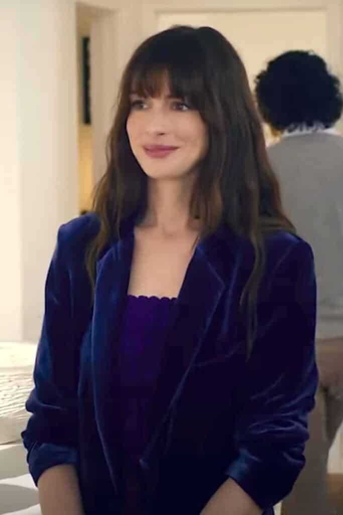 Capelli lunghi scalati con frangia 