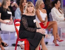 gemma-galgani-nuovo-look-frangia